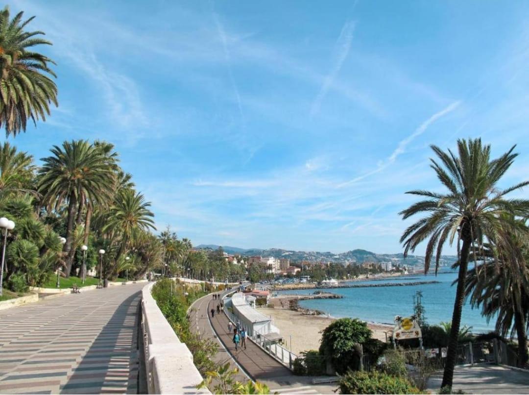 Casa Vacanze Il Girasole Sanremo Eksteriør billede